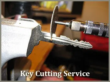Near North Side IL Locksmith Store, Near North Side, IL 312-281-6004 - key-cutting